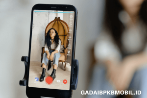 Brand Ambassador Adalah: Pengertian & Perannya di Pemasaran